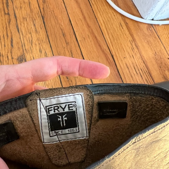 Frye Veronica Boots Leather Engineer Moto Boot Distressed, black Sz 8 - Picture 5 of 7